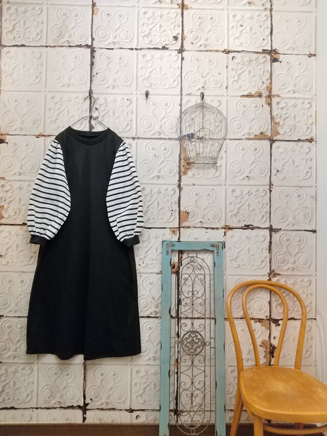 上質カットソーボーダー袖のパフスリーブマキシ丈ワンピース