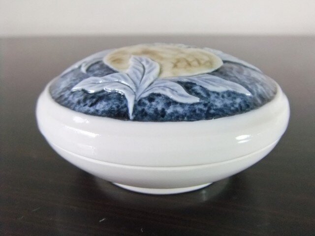 柘榴香合【茶道具/乾漆/金箔/ざくろ/骨董品/古美術/工芸品】 柘榴香合【茶道具/乾漆/金箔/ざくろ/骨董品/古美術/工芸品】