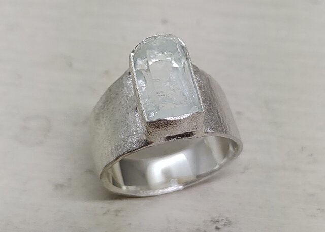 鉱物の表情＊aquamarine 925 ring | iichi 日々の暮らしを心地よくする