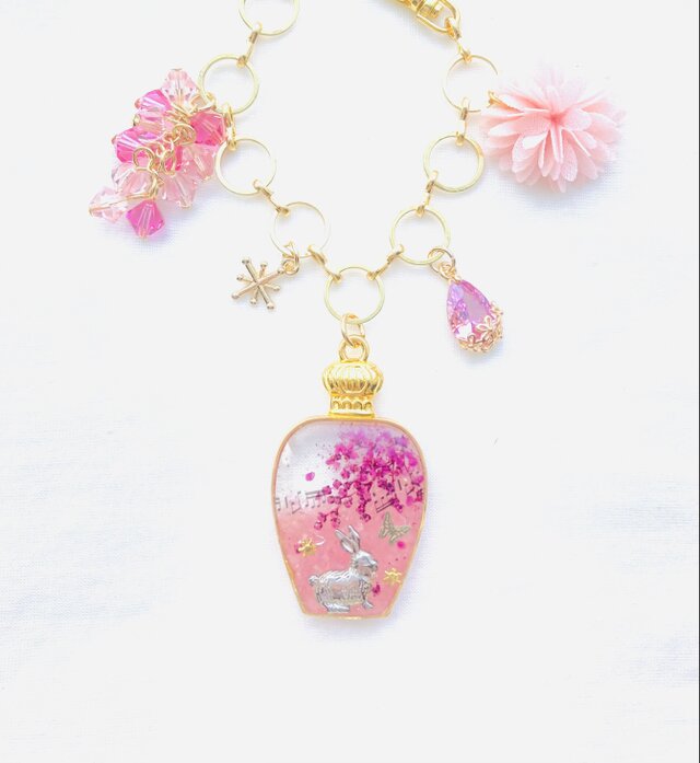 香水瓶バッグチャーム（花散るらむ）
