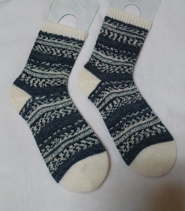 手編み靴下 opal true love 9861