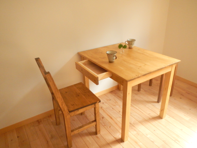 caffe table 2drawerの画像1枚目