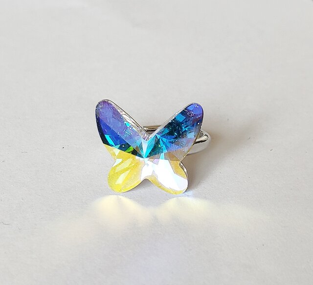 くにちゃんスワロフスキー クリスタル フィギュリン 置物 昆虫 蝶