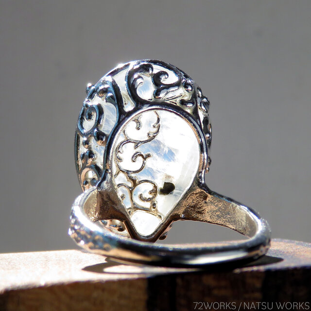 トルマリン in ムーンストーン リング / Black Tourmaline Moonstone