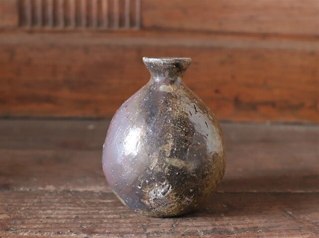 備前焼 窯変徳利(木箱付き) t-120 | iichi 日々の暮らしを心地よくする