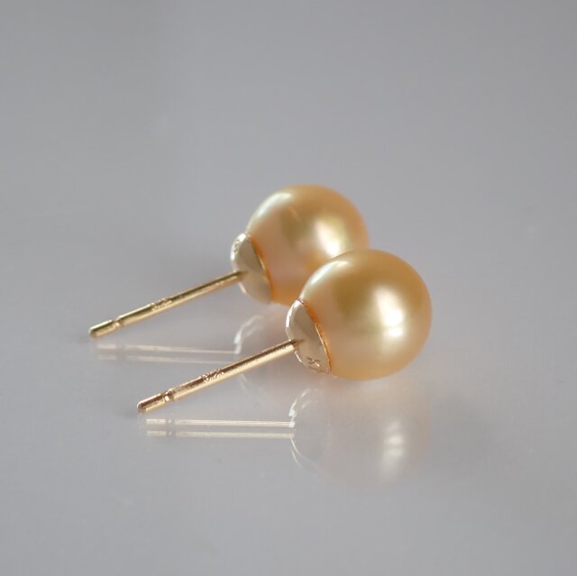 南洋ゴールデンのパールピアス 7～7.5mm K18 | iichi 日々の暮らしを