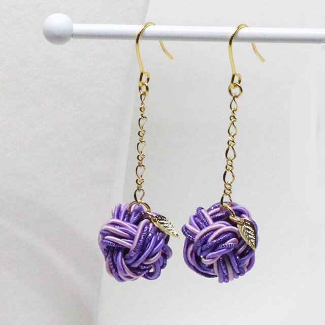 魅惑の香り紫りんご ピアス