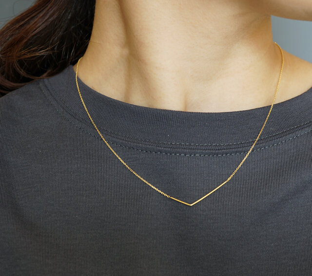 〔Silver925〕Vネックレス_GD (7W-N023)の画像1枚目