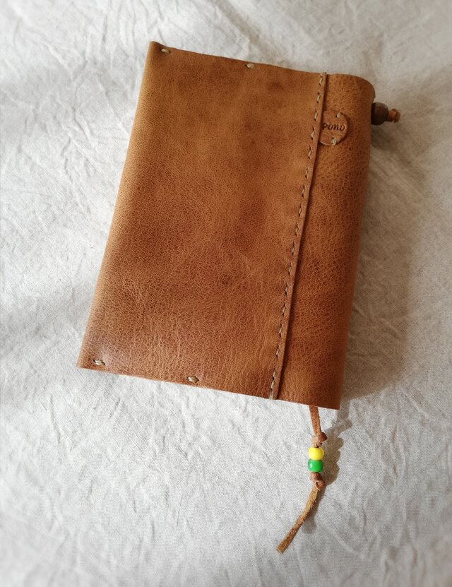 ブックカバー　文庫本サイズ　スピン付　ブラウン　オイルシュリンクレザー