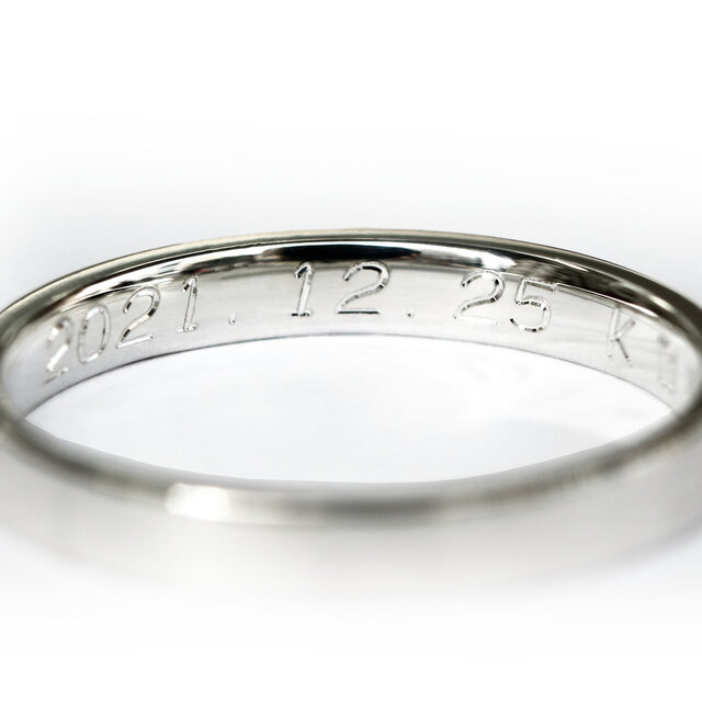 Pt900＜プラチナ＞ダイヤモンド３石セッティング・結婚指輪／ペア価格 