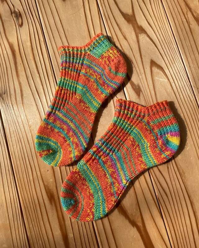 No.762 手編みショートソックス