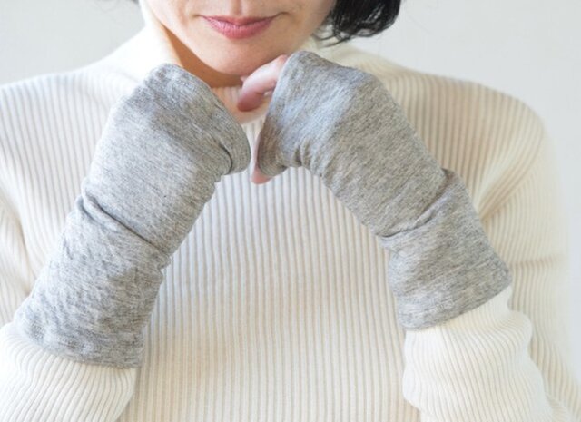 ヤク混エアニット 薄手ハンドウォーマー【Organic Cotton】の画像1枚目