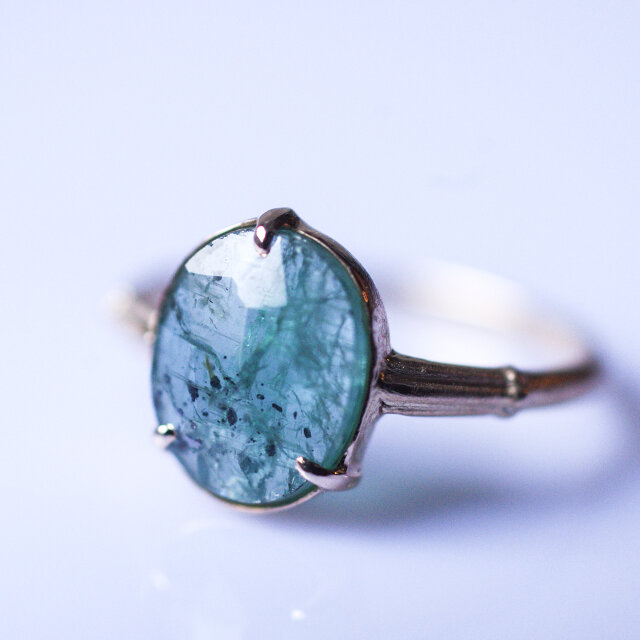 グリーンモスカイヤナイト K10リング TRIJE（トリジェ）