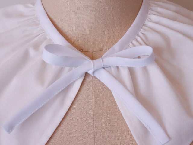 sampleページハンドメイド大きめ白いフリルつけ襟大人用