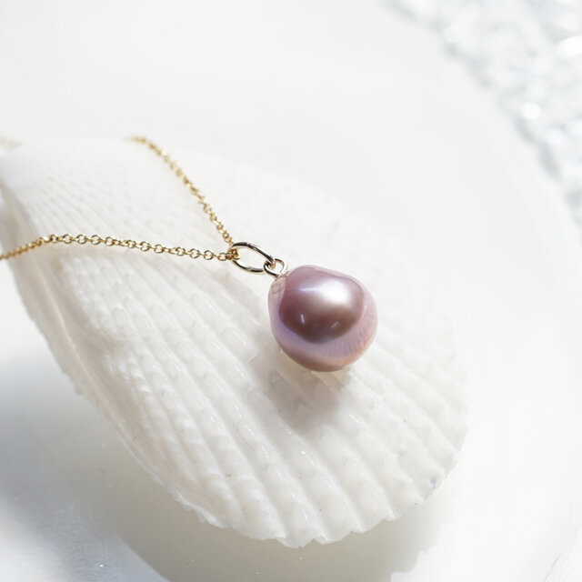 大粒天然色★ラベンダー真珠の一粒ネックレス　～Rosemonde