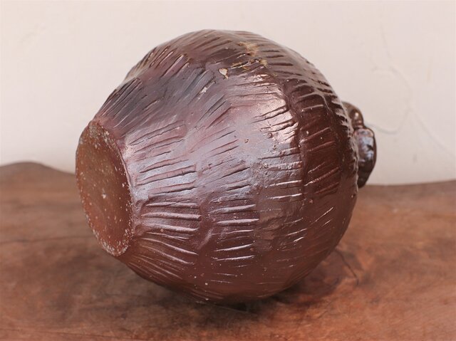 備前焼 花入れ h3-114 | iichi 日々の暮らしを心地よくする