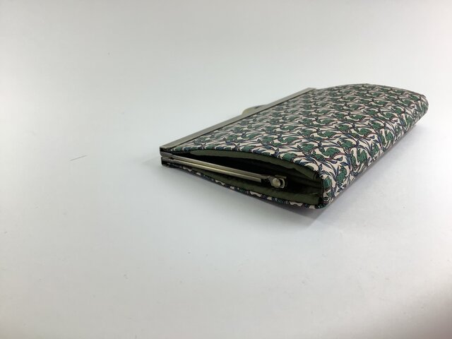 母の日 ワンアクション うさぎ柄浮足がま口長財布 リバティプリント