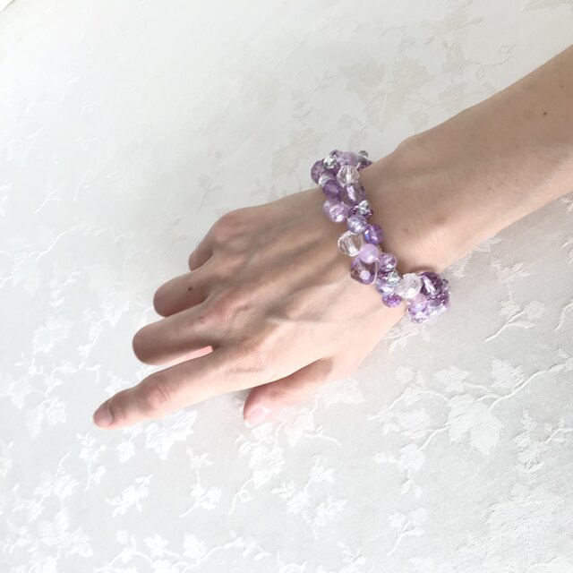 ハーフ シュシュ☆ビーズ ヘアゴム☆ハンドメイド