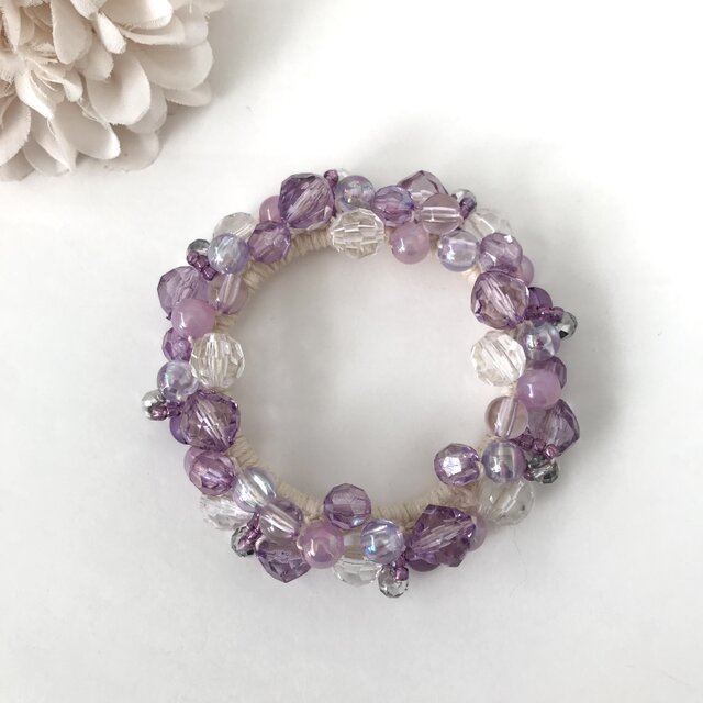 ラベンダー 色 の クロッシェ シュシュ ライトパープル 藤色 かぎ針