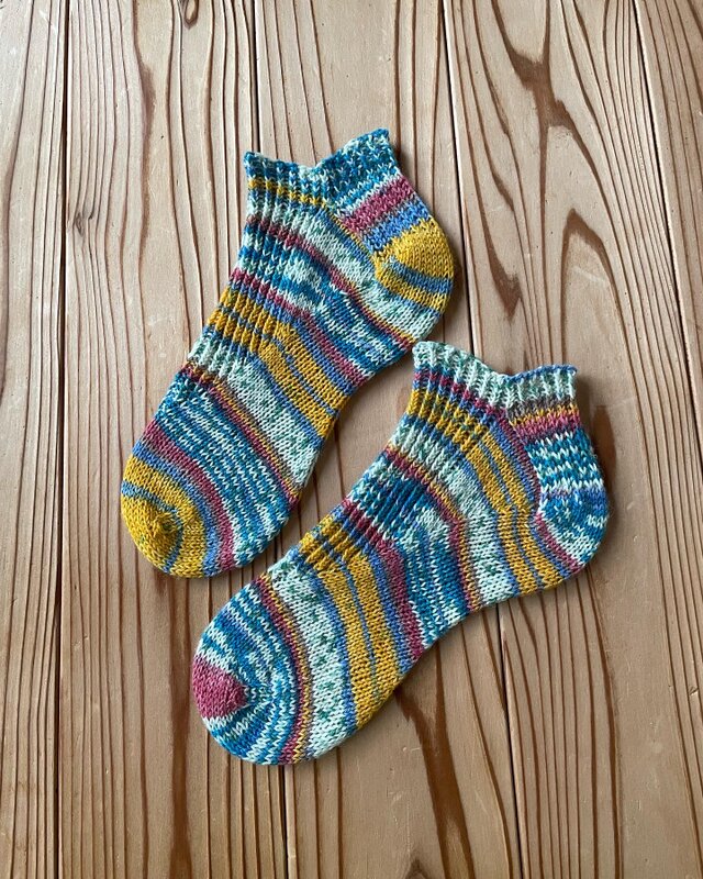 No.776  手編みショートソックス