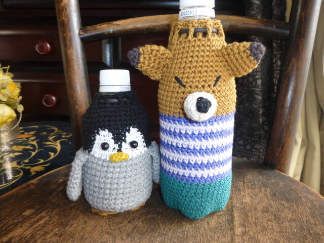 手編みのキツネのペットボトルケース | iichi 日々の暮らしを心地よく