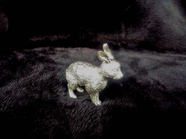 錫のうさぎの画像1枚目
