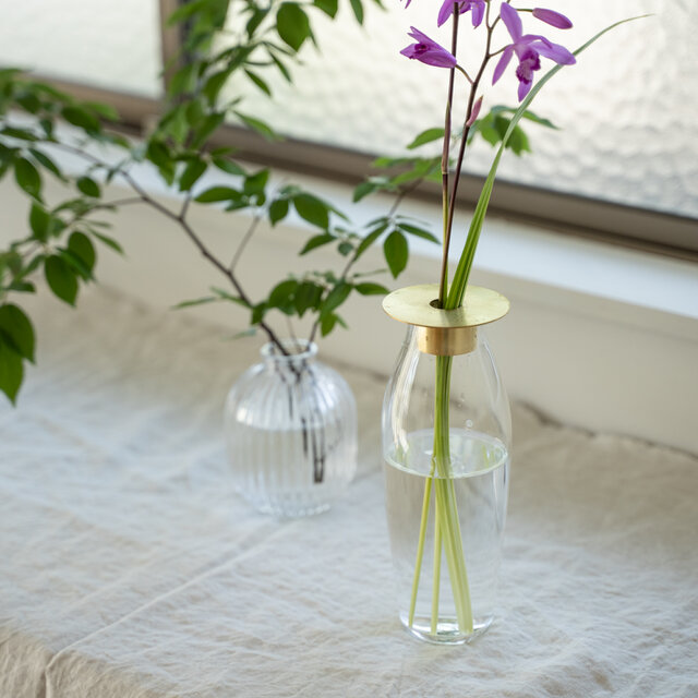 フラワーベース ＜フロー＞ 花瓶 花器 一輪挿し flower vase <flow