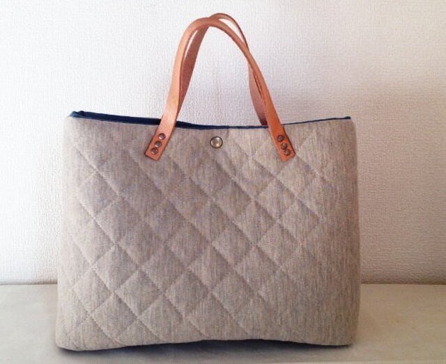 ニットキルトBagの画像1枚目