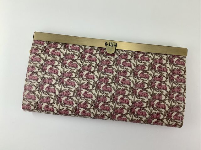 完成品】うさぎ柄 長財布 口金 リバティプリント ビニコ | iichi 日々