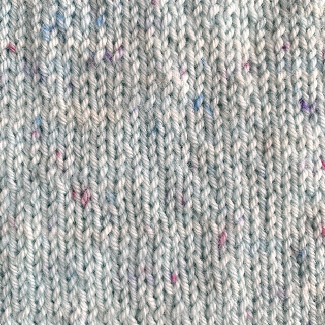 手編みモヘヤ丸ヨークセーター軽くて暖かいのが特徴 - ニット/セーター