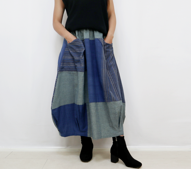 手織り綿インディゴパッチワークバルーンスカート、オールシーズン | iichi ハンドメイド・クラフト作品・手仕事品の通販