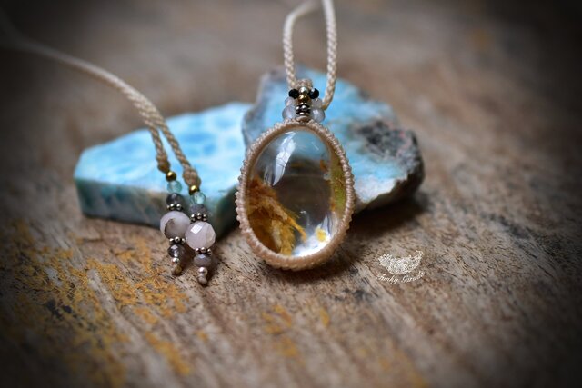 ＊揺らめくガーデンクオーツとマザーオブパールのマクラメネックレス＊ 揺らめくガーデンクオーツとマザーオブパールのマクラメネックレス＊