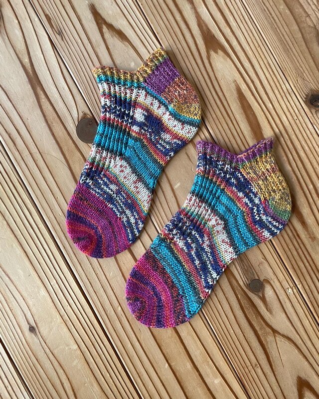 No.793 手編みショートソックス