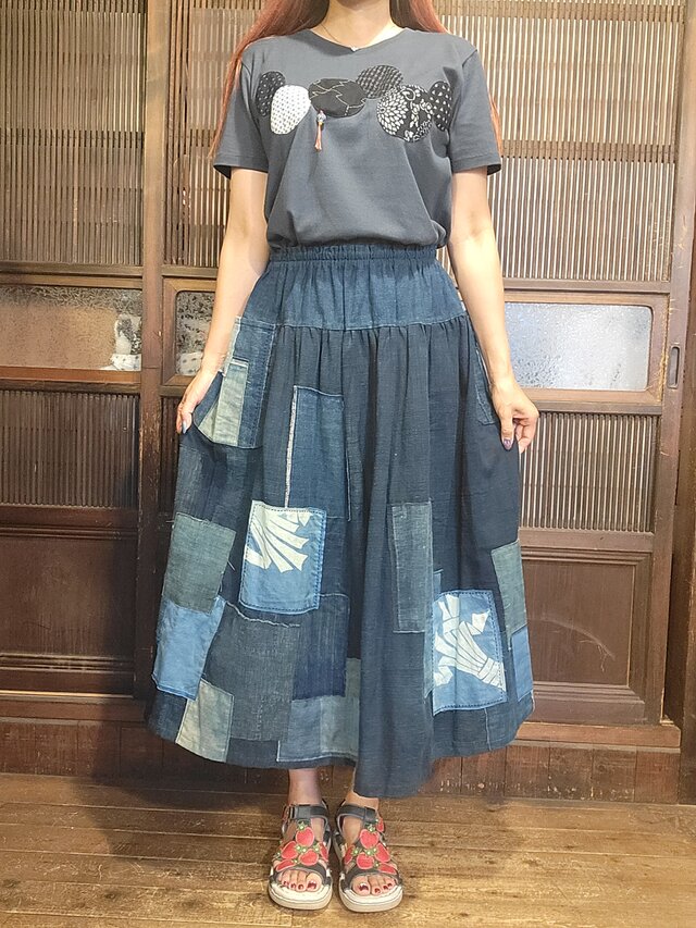 着物リメイク 古布 手作り 藍無地にパッチ スカート | iichi
