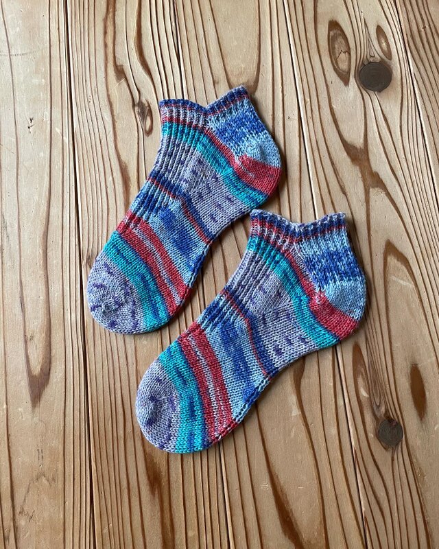 No.798 手編みショートソックス