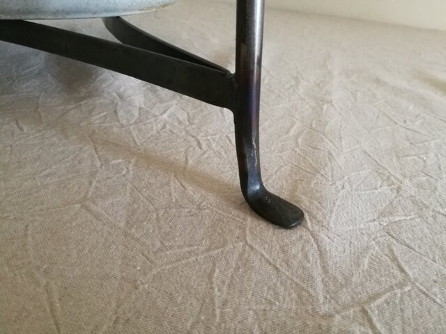 アイアン ポットスタンド 鍋置き | iichi 日々の暮らしを心地よくする