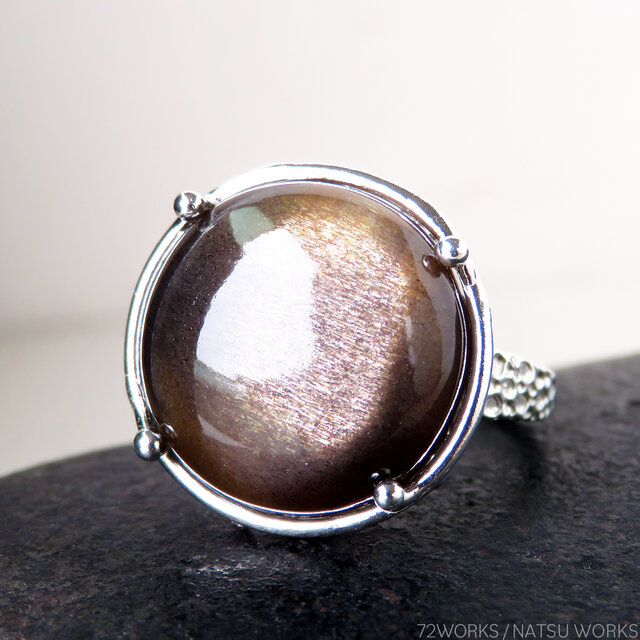 ムーンストーンリング / Goldsheen Moonstone Ring