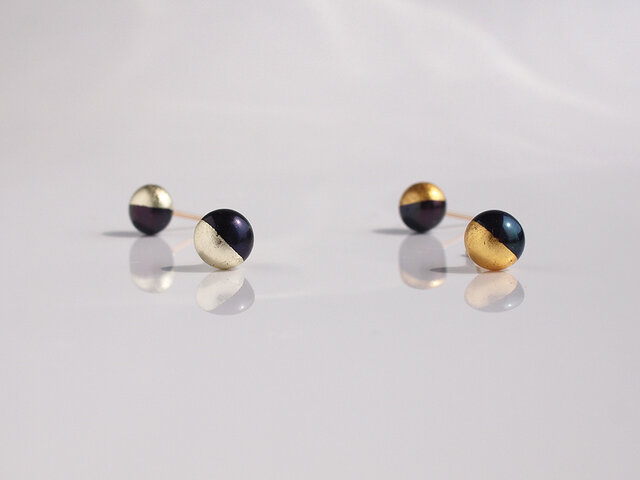 金箔パール[ピアス]ブラック＆シャンパンゴールド 6.5mm | 《選べる2色