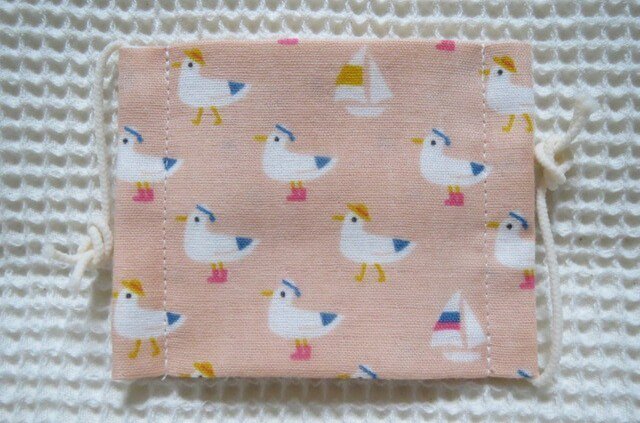 子供マスクSサイズ カモメ ピンクの画像1枚目