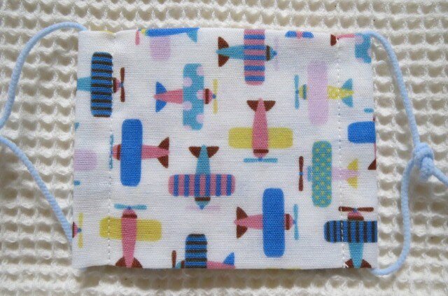 子供マスクSサイズ ひこうき ブルーの画像1枚目
