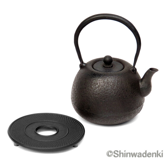 2027年1月仕上がり予定】紅蓮堂 葛巻元作 南部鉄器 特製品 丸形鉄瓶