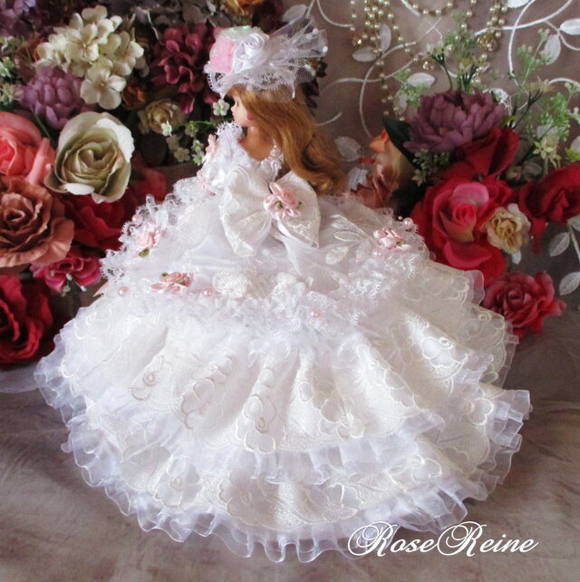 ☆サマーセール リカちゃん＆ブライス 薔薇の妖精ピュアホワイトドールドレス