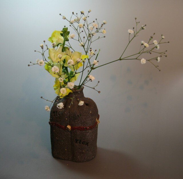 花瓶・一輪ざしの画像1枚目