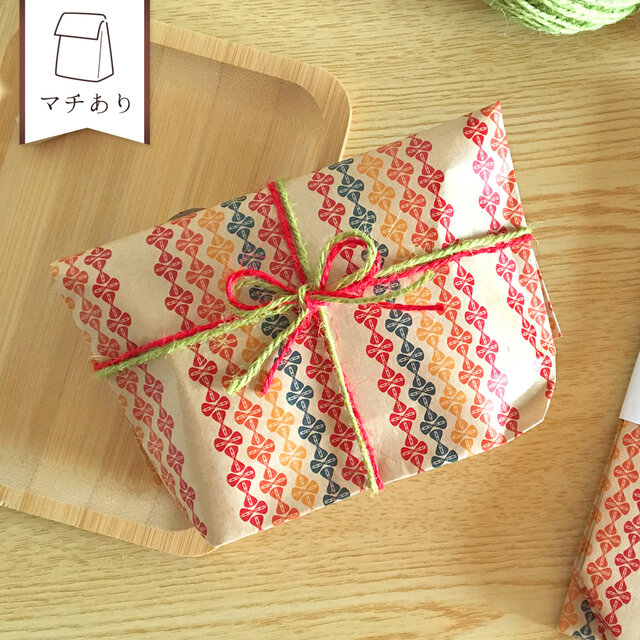 レトロポップなギフトバッグ〈5枚入〉マチあり紙袋 ペーパーバッグ ラッピング袋 おしゃれ 大人かわいい バレンタイン