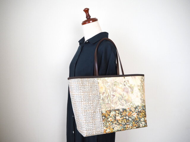 ◇1点限り◇ リバティラミネートパッチワーク横長バッグ イエロー系