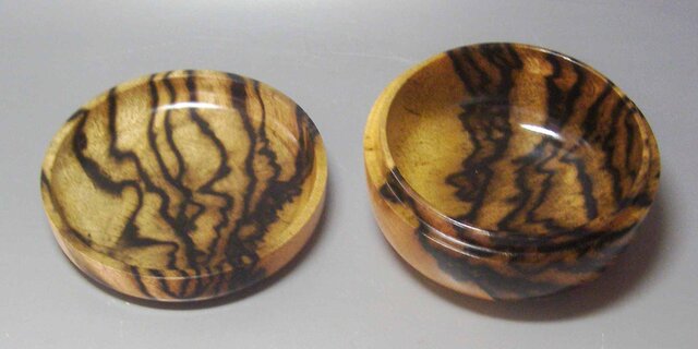 希少！黒柿 小物入れ 香合 縞柿 工芸品 希少！黒柿 小物入れ 香合 縞柿