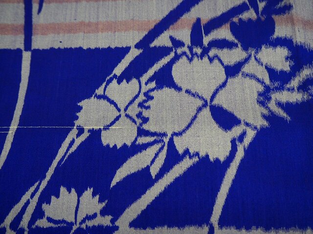 mi0093b 銘仙 撫子文様ハギレ 120cm 正絹 難あり / 古布 古裂 絞り