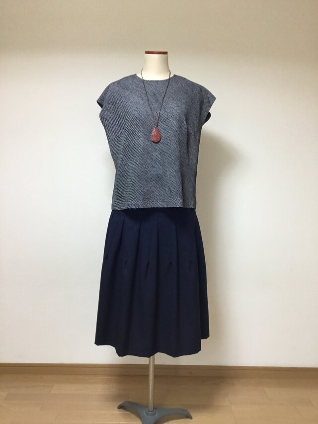 フレンチ丈袖のブラウス　　　　着物リメイク