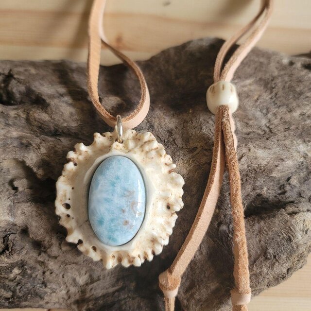 鹿の角 チョコレートラリマー ペンダント