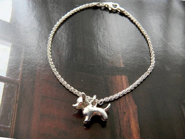 愛犬25種のブレスレット | iichi 日々の暮らしを心地よくする